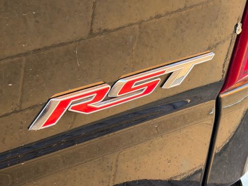 Used 2020 Chevrolet Silverado 1500 RST AWD/4WD image 11
