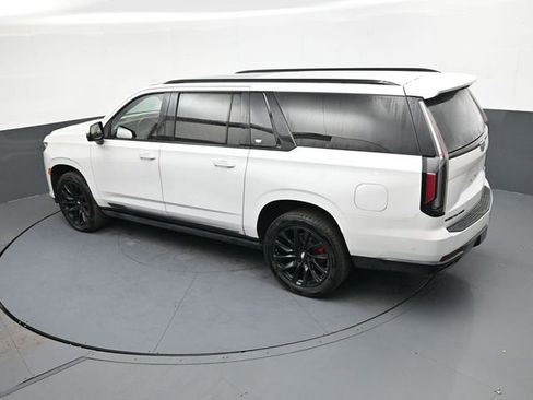 Used 2023 Cadillac Escalade ESV Sport Platinum w/ LPO, ONYX Package image 20