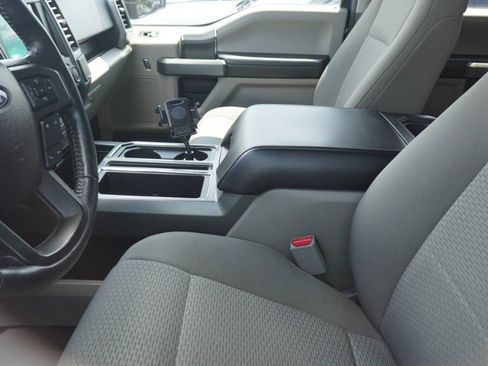 Used 2017 Ford F150 XLT w/ Equipment Group 302A Luxury RWD image 8