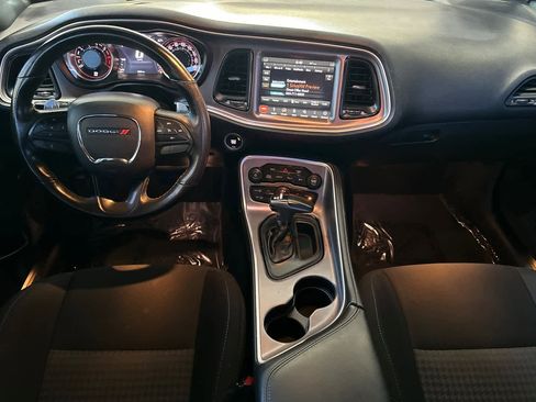 Used 2019 Dodge Challenger R/T Scat Pack image 3