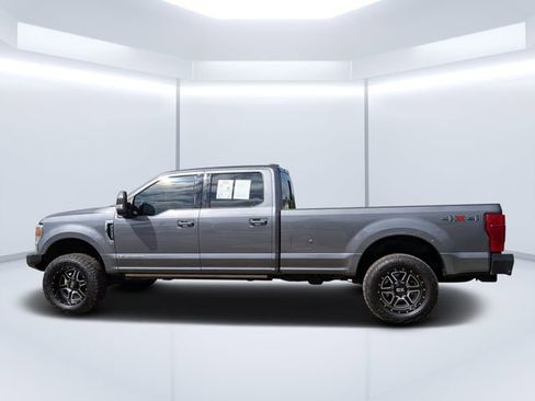 Used 2022 Ford F250 Lariat w/ Lariat Value Package image 6