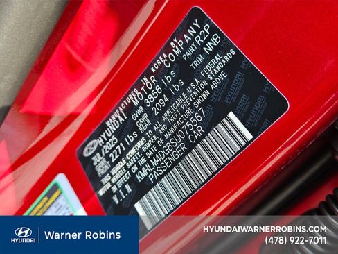 New 2025 Hyundai Elantra Sport image 16