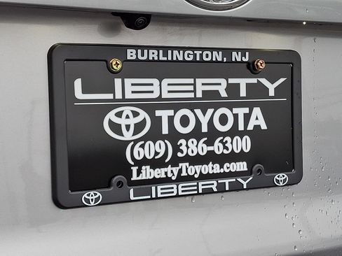 Used 2025 Toyota RAV4 LE AWD/4WD image 30