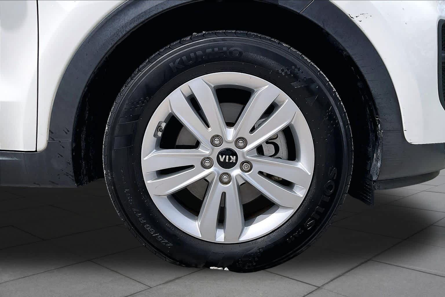 Used 2019 Kia Sportage LX w/ Option Group 017 FWD image 10