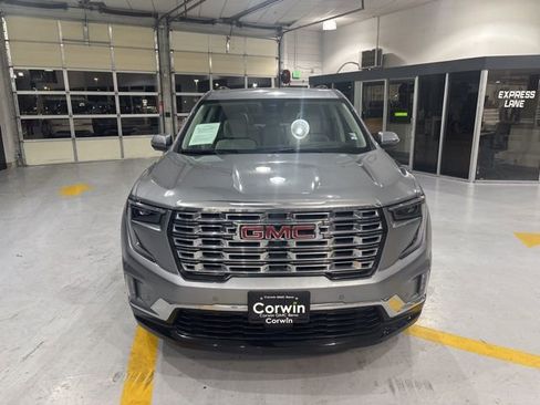 Used 2024 GMC Acadia Denali w/ Super Cruise Package image 3