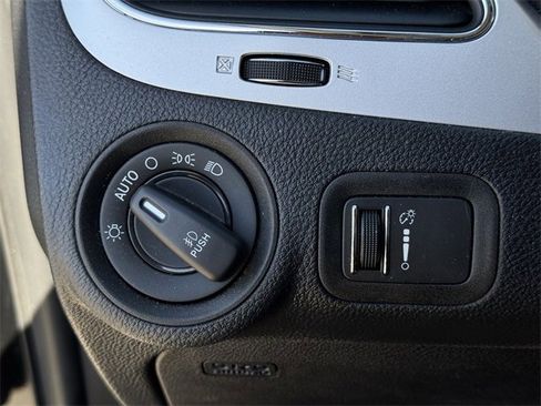 Used 2018 Dodge Journey SXT w/ Premium Group image 22