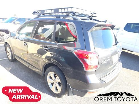 Used 2014 Subaru Forester 2.5i Touring AWD/4WD image 3