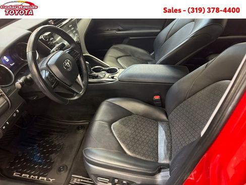 Certified 2019 Toyota Camry XSE image 11