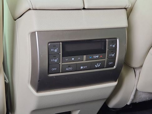 Used 2021 Lexus GX 460 Premium AWD/4WD image 16