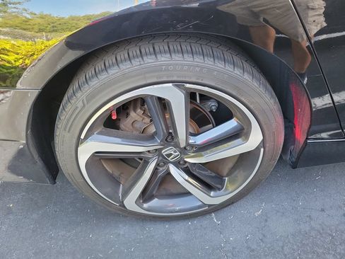 Used 2022 Honda Accord Sport image 12
