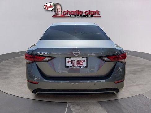 Used 2024 Nissan Sentra S image 5