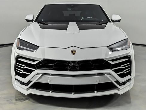 Used 2022 Lamborghini Urus AWD/4WD image 5