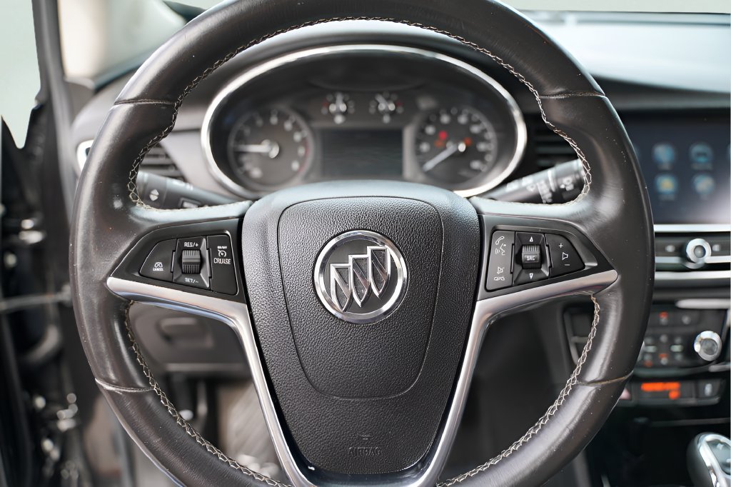Used 2019 Buick Encore Sport Touring FWD image 10