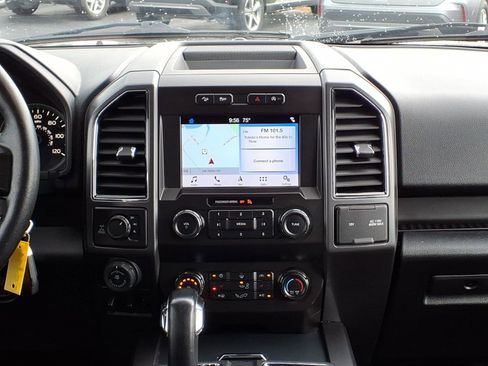 Used 2019 Ford F150 XLT w/ Equipment Group 302A Luxury AWD/4WD image 15