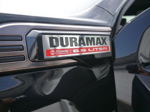 Used 2025 GMC Sierra 2500 AT4X AWD/4WD image 18