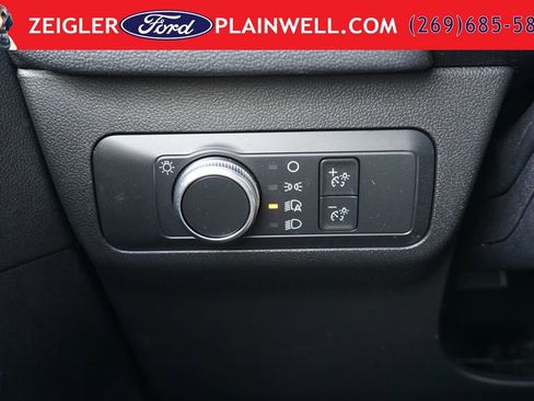 Used 2022 Ford Escape SE w/ Cold Weather Package AWD/4WD image 26