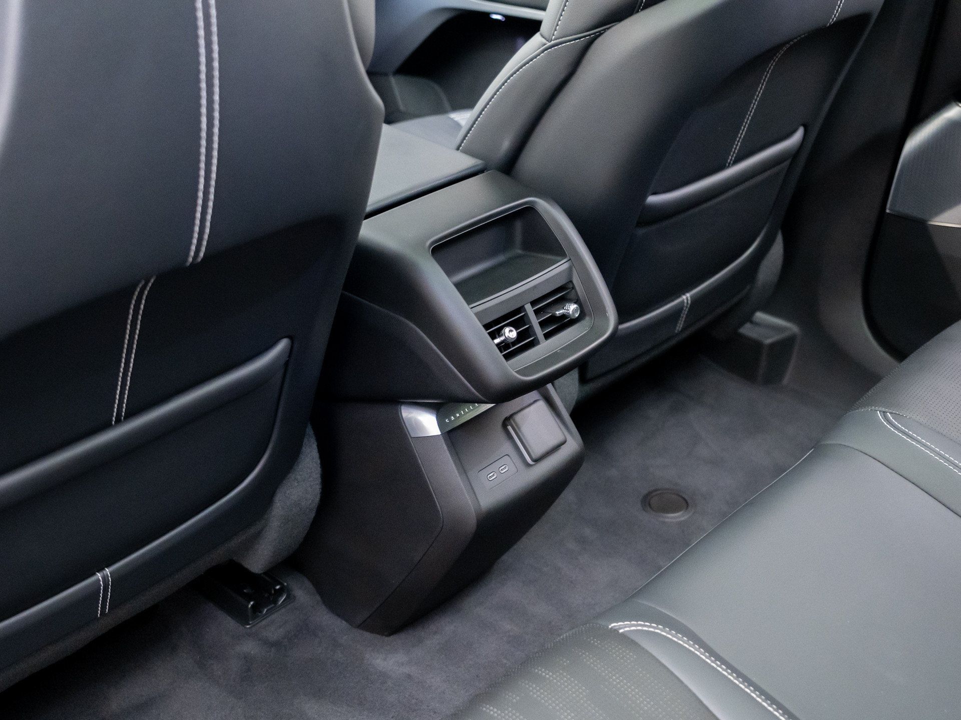 Used 2024 Cadillac Lyriq Sport w/ LPO, Floor Liner Package AWD/4WD image 22