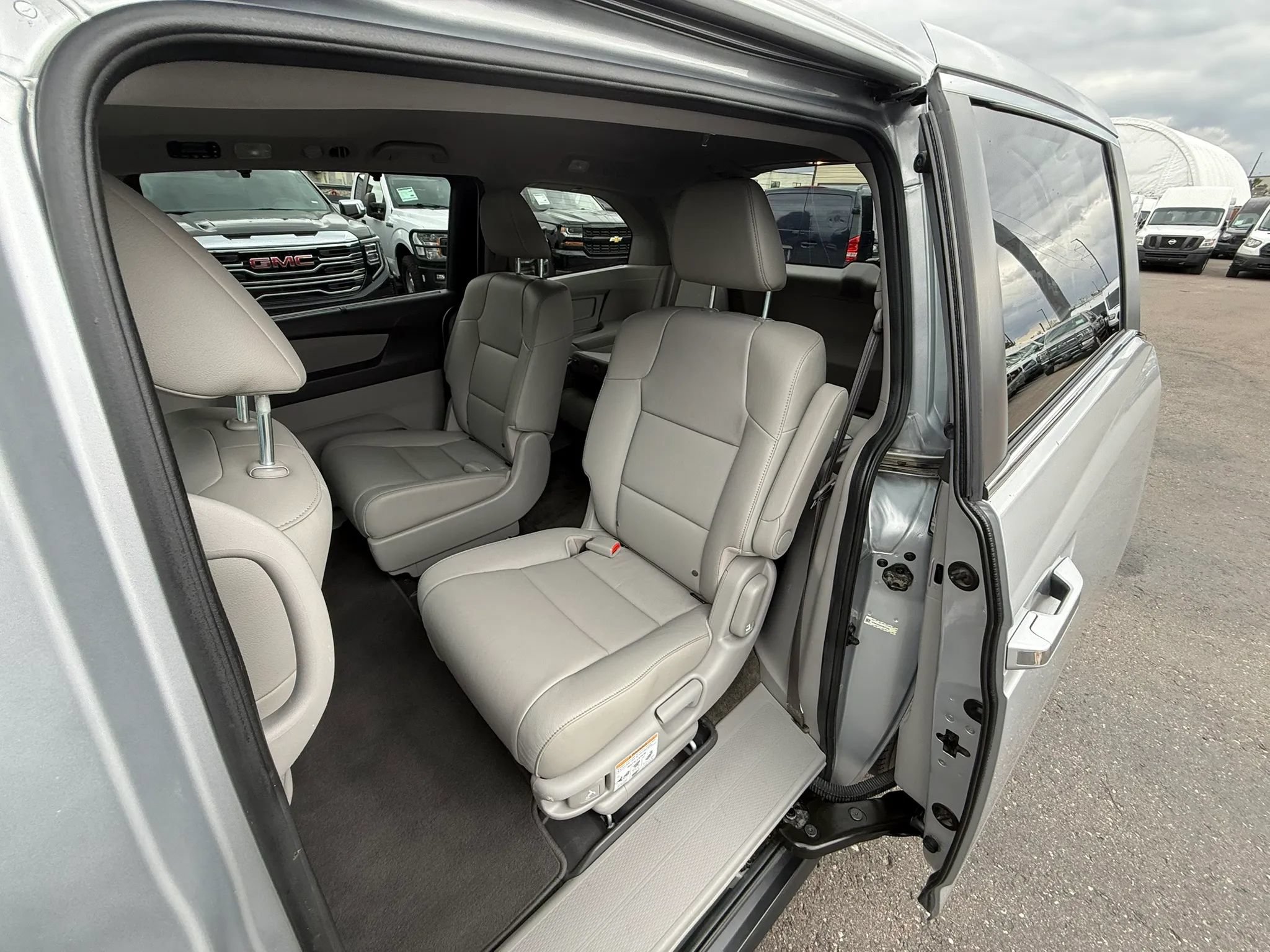 Used 2015 Honda Odyssey EX-L image 14