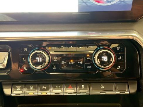 Certified 2024 GMC Sierra 2500 Denali Ultimate w/ Max Trailering Package image 16