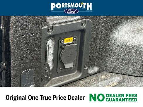 New 2025 Ford Maverick Lariat w/ 4K Tow Package image 19