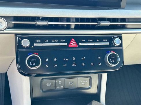 New 2026 Hyundai Tucson Limited image 28