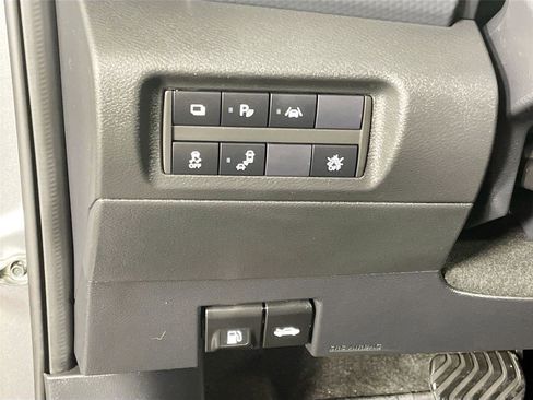 Used 2023 Nissan Kicks S image 10