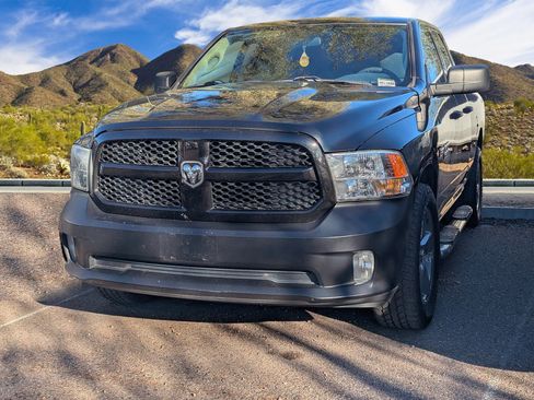 Used 2018 RAM 1500 Express image 12