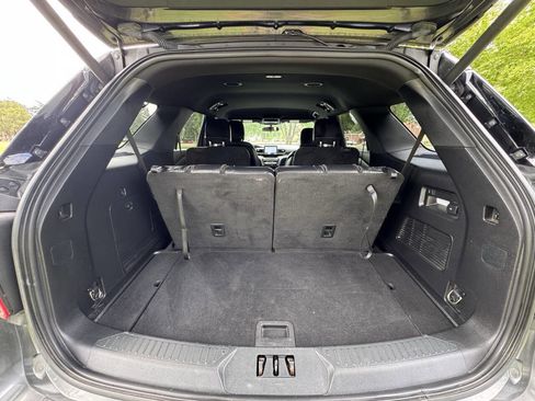 Used 2020 Ford Explorer XLT w/ Equipment Group 202A RWD image 34
