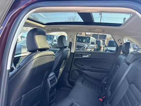 Used 2024 Ford Edge SEL w/ Convenience Package image 16