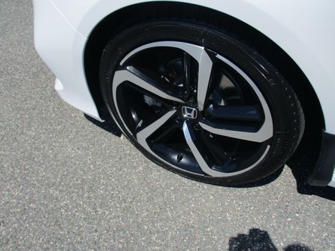 Certified 2021 Honda Accord Sport image 9