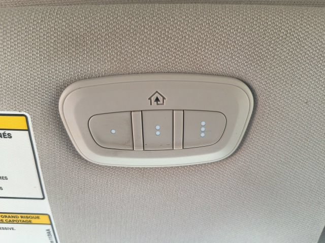 Used 2015 Jeep Cherokee Latitude w/ Comfort/Convenience Group AWD/4WD image 26