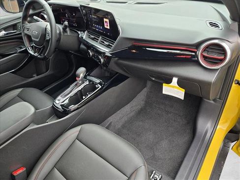 New 2025 Chevrolet Trax RS w/ Driver Confidence Package image 17