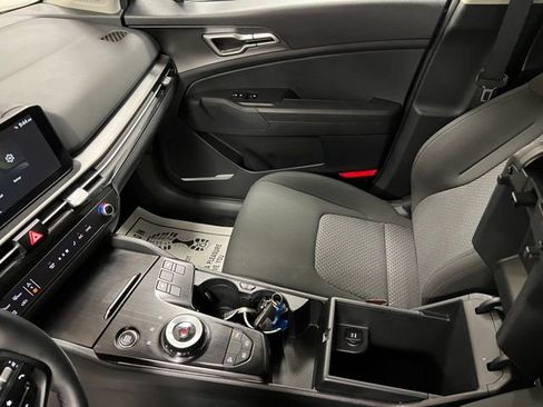 Used 2026 Kia Sportage S AWD/4WD image 39