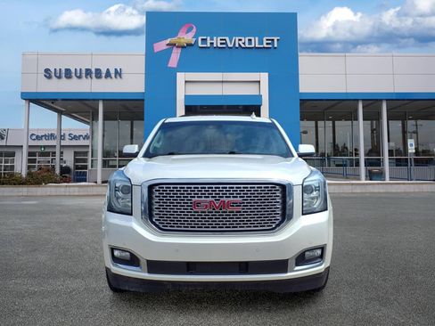 Used 2015 GMC Yukon XL Denali w/ Premium Package AWD/4WD image 2