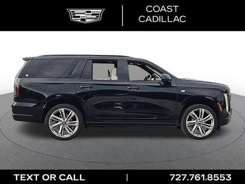 Certified 2025 Cadillac Escalade Sport Platinum AWD/4WD image 4