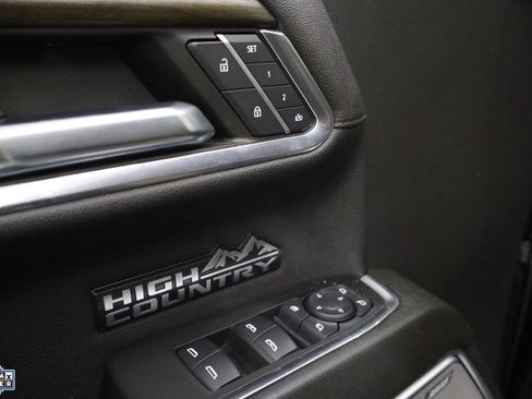 Used 2023 Chevrolet Silverado 1500 High Country image 12