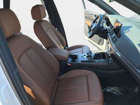 Used 2023 Audi Q5 2.0T Premium AWD/4WD image 12