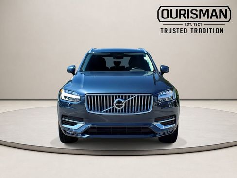 Used 2025 Volvo XC90 B6 Plus AWD/4WD image 4