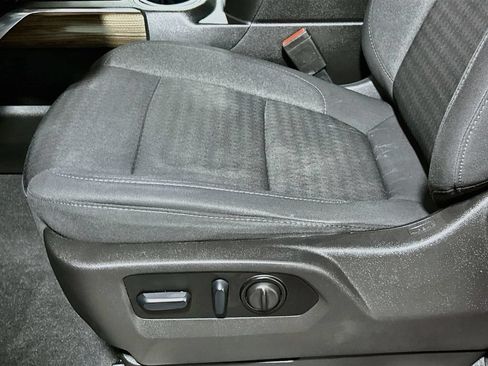 Used 2022 Chevrolet Silverado 1500 RST AWD/4WD image 16