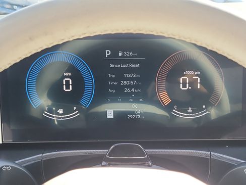 Used 2025 Hyundai Santa Fe SEL image 31