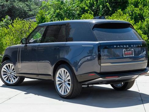 New 2026 Land Rover Range Rover SE AWD/4WD image 11