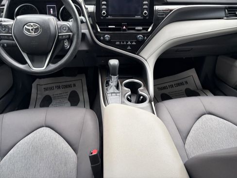 Used 2022 Toyota Camry LE image 11