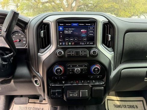 Used 2021 Chevrolet Silverado 2500 LTZ w/ Z71 Off-Road Package image 13