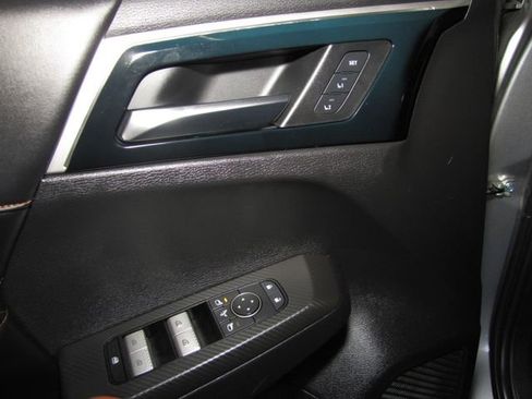 Used 2022 Mitsubishi Outlander SEL AWD/4WD image 12