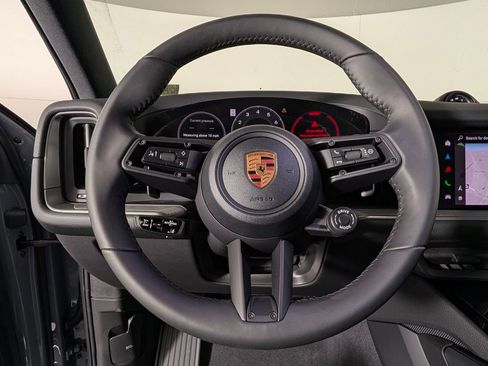 New 2026 Porsche Cayenne image 39