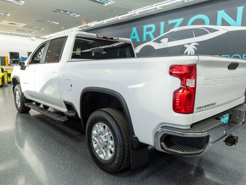 Used 2024 Chevrolet Silverado 3500 LT w/ All Star Edition AWD/4WD image 9