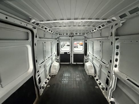 Used 2022 RAM ProMaster 2500 image 27