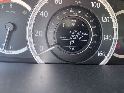 Used 2015 Honda Accord EX-L image 2