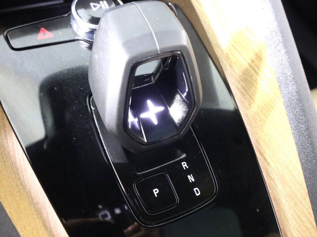 Used 2022 Polestar Polestar 2 w/ Performance Package AWD/4WD image 25