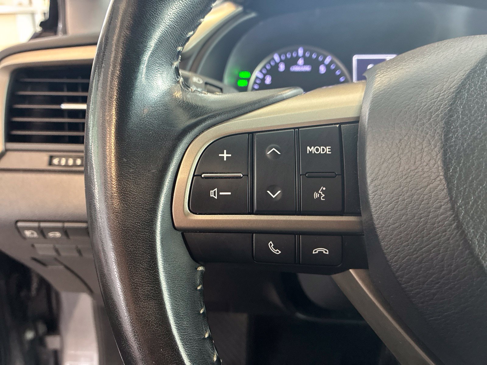 Used 2019 Lexus RX 350 FWD w/ Accessory Package image 16